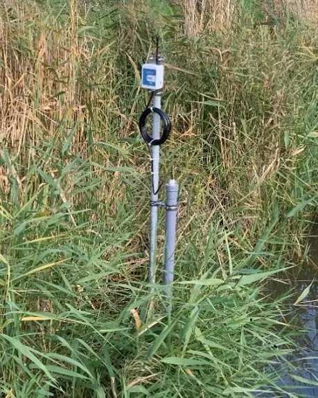 Vandstandsmåler i vandløb